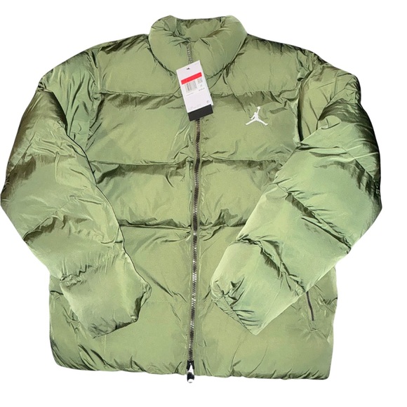 Air Jordan Olive Green Puffer Size Medium
